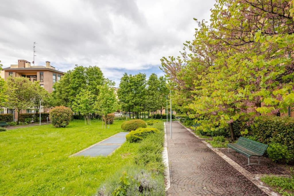 Urban House - Exclusive Park House Navigli Milan Center Apartment Exterior photo